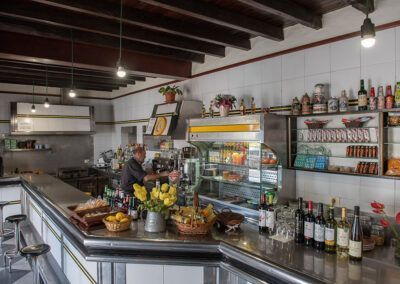 Bar Centaurea